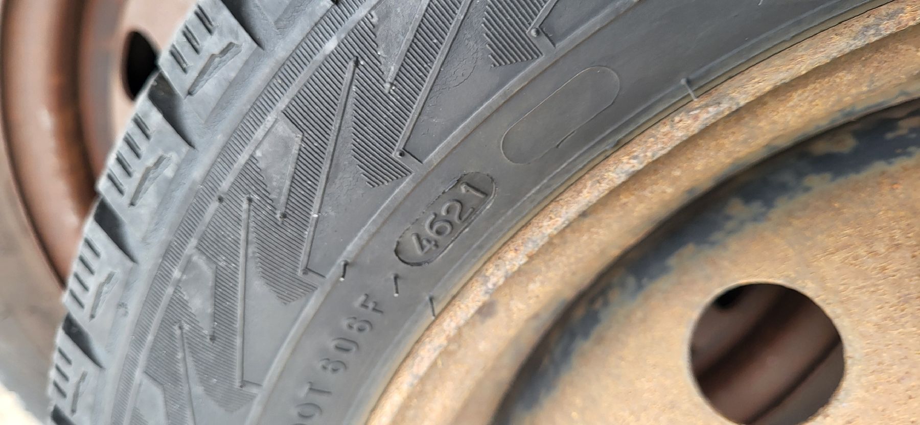 Pneumatici & Ruote complete: 155.65.14 pneus d'hiver  – Usato da Denges venduto da inox--2 2
