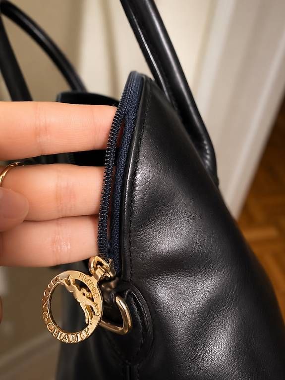 Longchamp Borse da donna: Sac Longchamp en cuir noir – Usato da Lausanne venduto da cha_789k 4