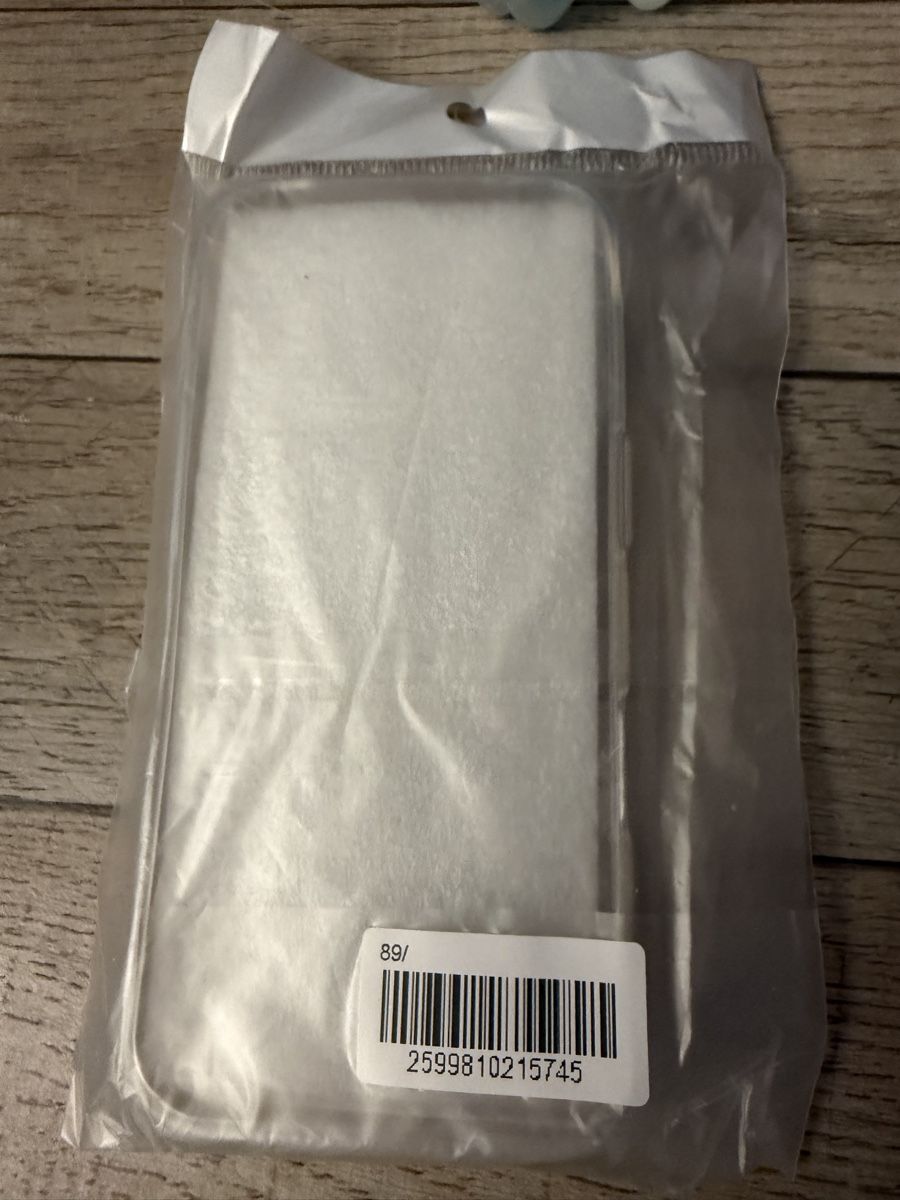 Cover & Protezioni schermo: iPhone 17 pro Hülle Transparent – Nuovo e nell'imballaggio originale da Emmenbrücke venduto da Marktonline 1