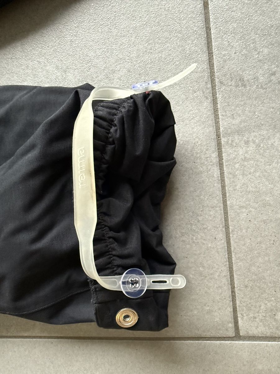 Reima Pantaloni: Reima Skihose Grösse 128 – Usato da Mägenwil venduto da Bienchen8 5