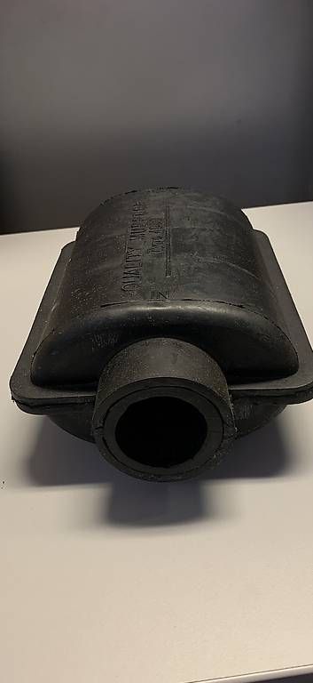 Tutti pezzi di ricambio auto: Marmitta Neoprene 40 HP – Usato da Bioggio venduto da Nautic-Land