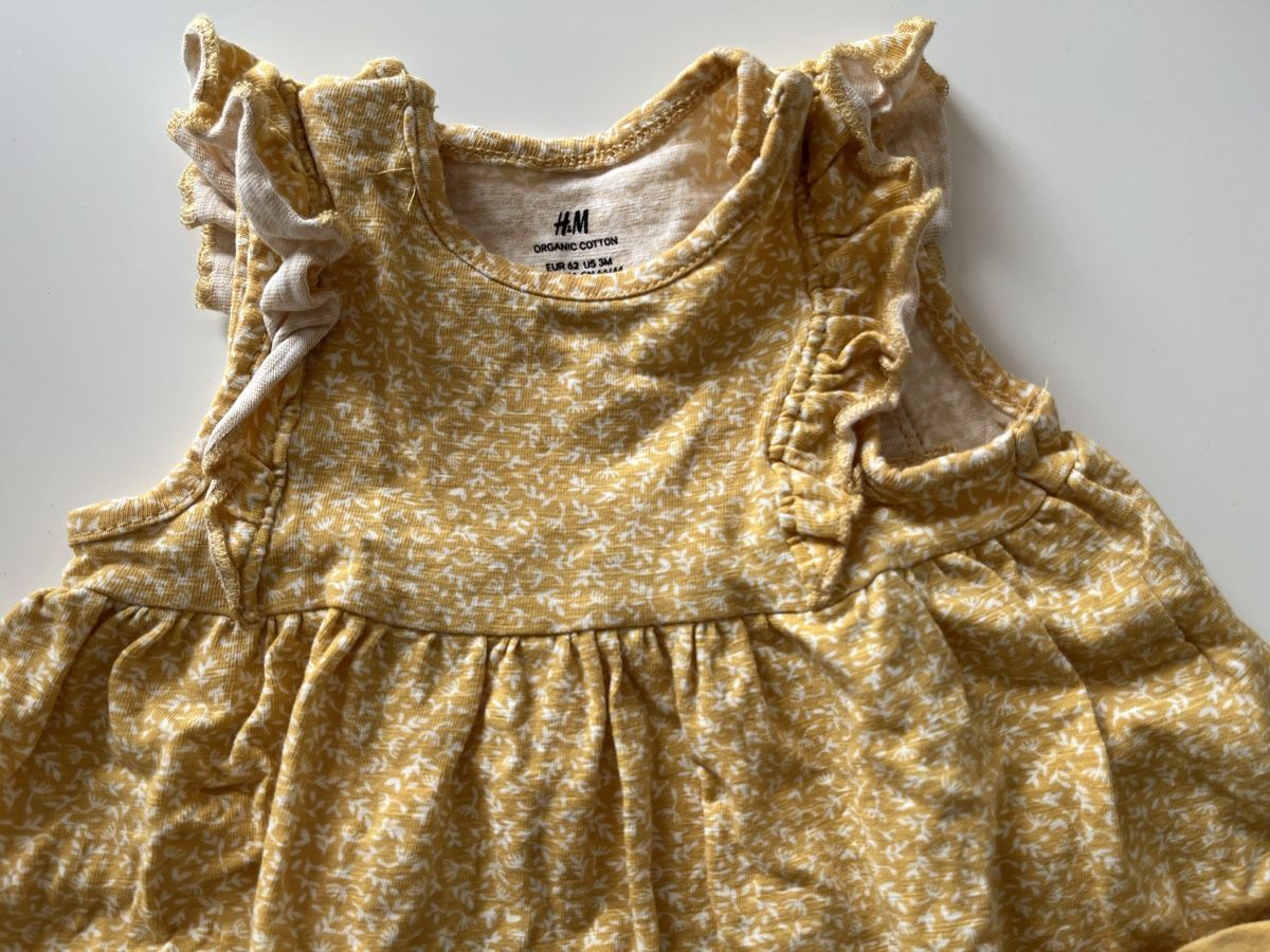 H&M Vestiti & Gonne: H&M Kleid mit Höschen Gr. 62 – Nuovo (secondo la descrizione) da Oberwil BL venduto da FinjaBijou 2