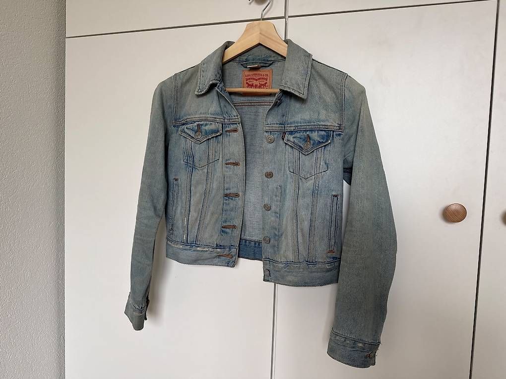 Giacche: Levis Jeansjacke Damen, Grösse XS – Usato da Uster venduto da ctyfx