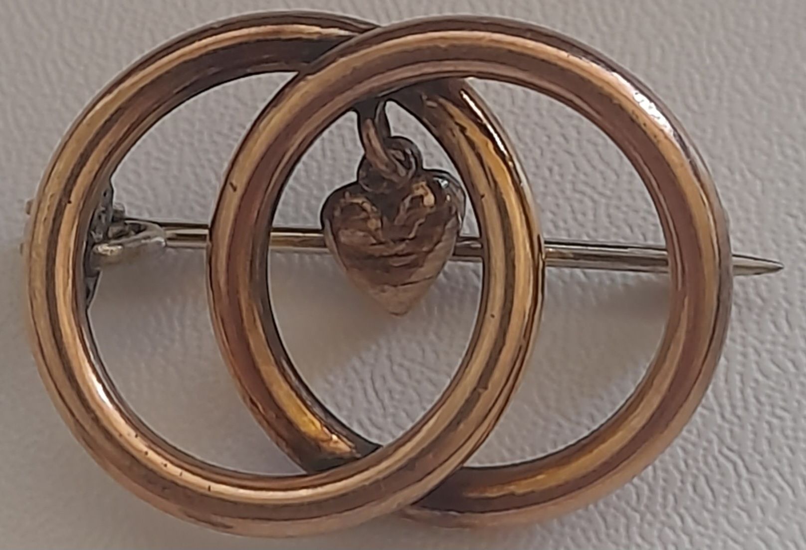 Broches & Aiguilles: Broche ancienne en Or 9cts/375. – D'occasion à Lausanne par Glam-Luxe 2