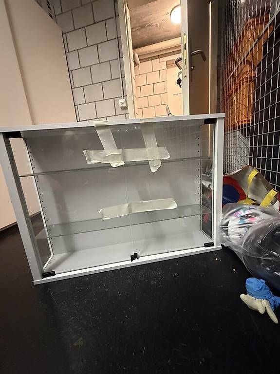 Vitrines: Hängevitrine – D'occasion à Zollikofen par hakikk 3
