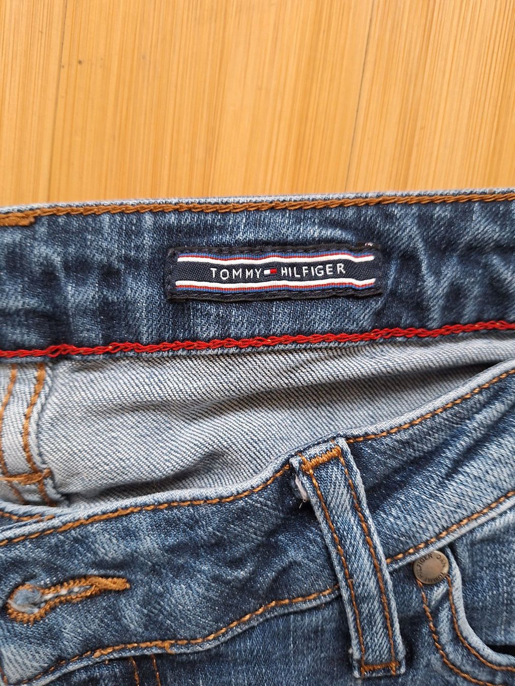 Tommy Hilfiger Jeans: Jeans/Tommy Hilf./34/30 – Usato da Wattwil venduto da Siedlergreen 1
