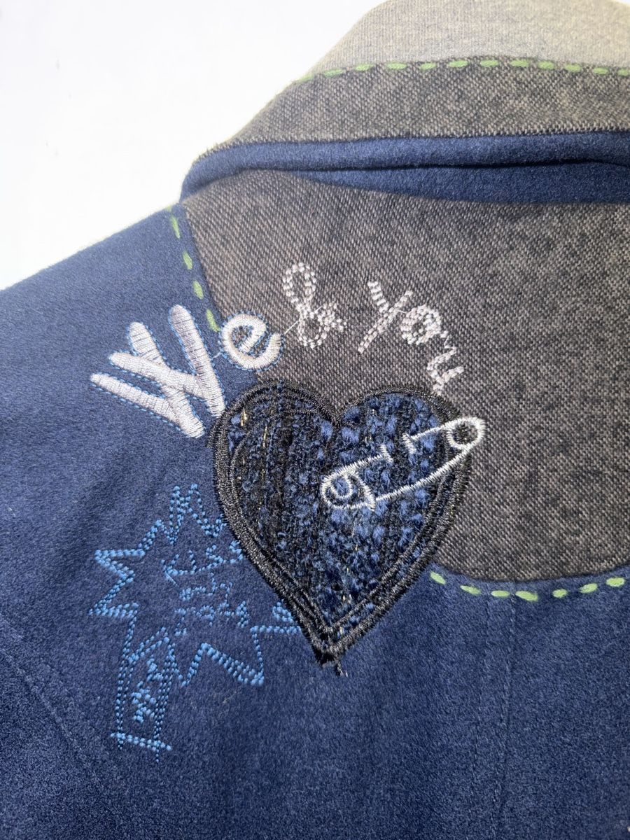 Completi & Tailleur: Desigual Blazer mit bunten Knöpfen – Usato da Hinwil venduto da zu_zuli 4
