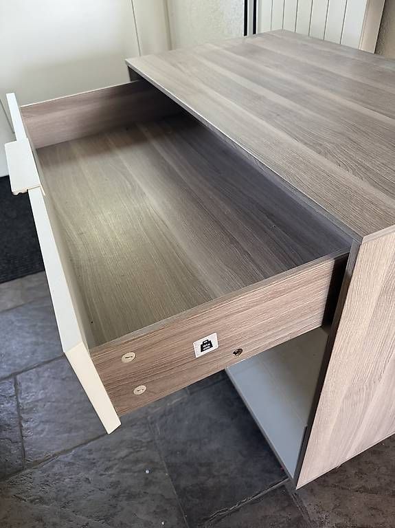 Commodes: Kommode weiss – D'occasion à Hedingen par Acf1 1