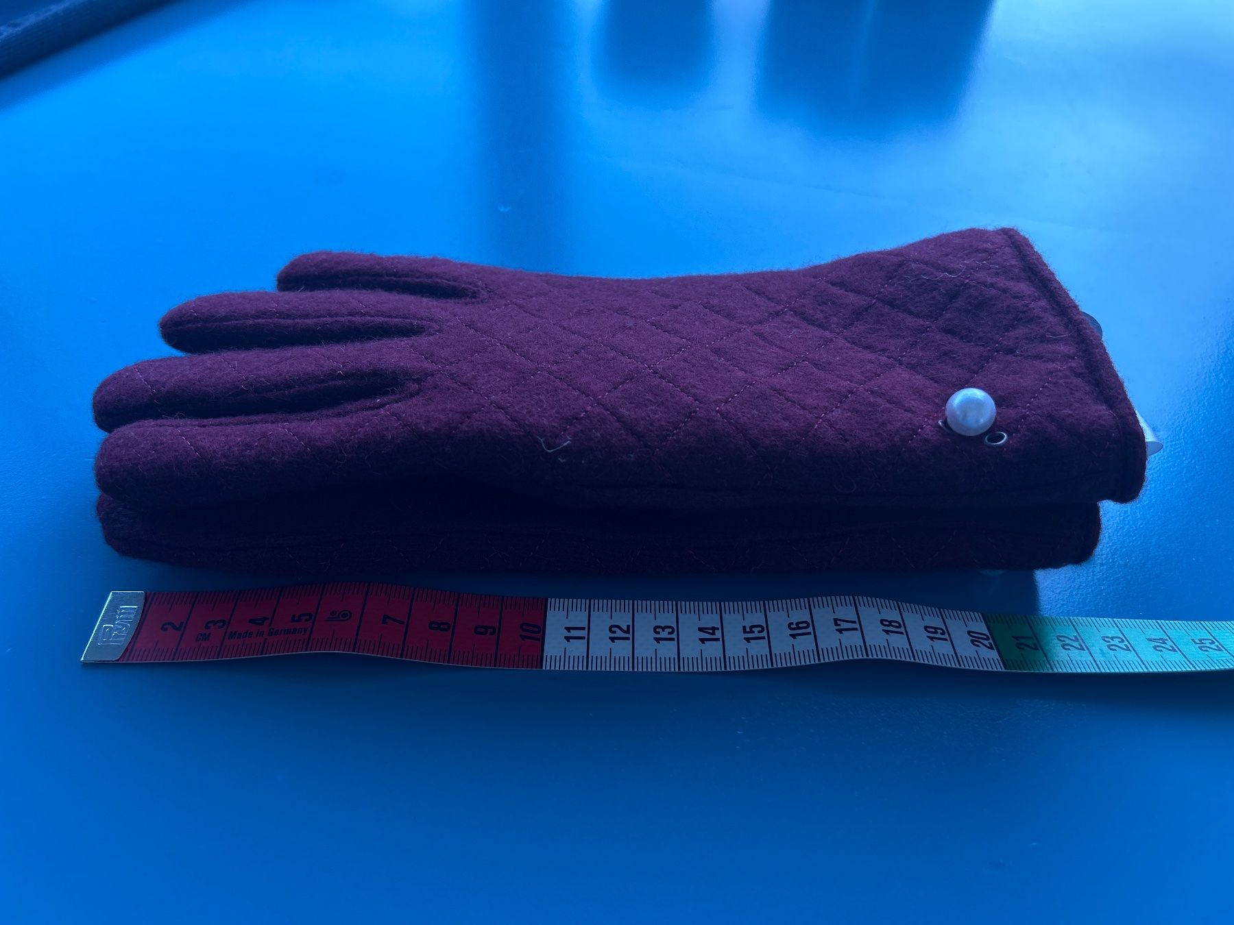 Max Mara Handschuhe & Handstulpen: Elegant and warm Mar Maxa gloves 70% wool – Neu und originalverpackt aus Zürich von nat_k 6