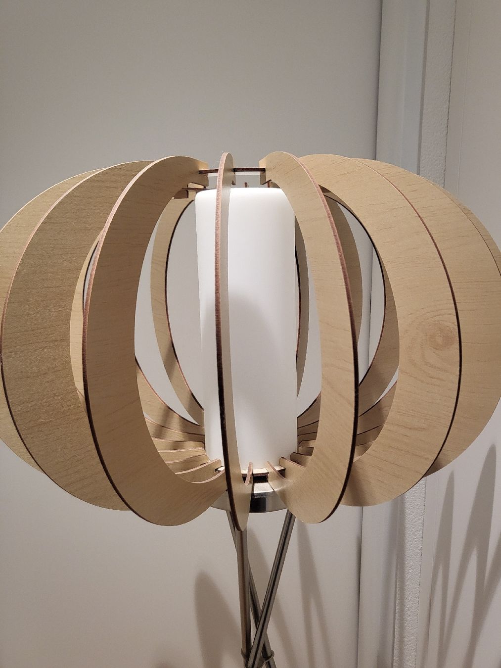 Lampade: Stehleuchte – Usato da Niederwangen BE venduto da ros_jv59 2