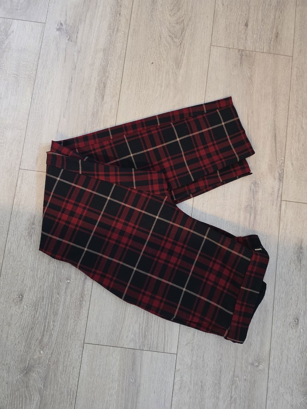 Hosen: Karierte neue Hose gr 36 Rot/Schwarz, – Neu (gemäss Beschreibung) aus Wigoltingen von Zuckerfee84 1