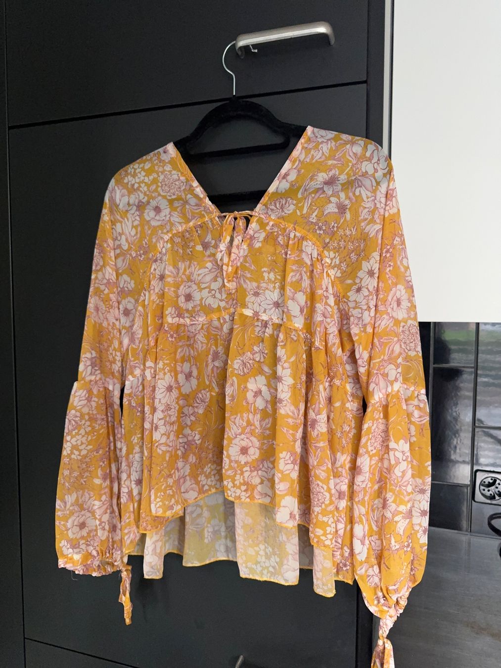 Camicette: gelbe blumen Sommerbluse | Yellow floral Summer Top – Nuovo (secondo la descrizione) da Zürich venduto da hal_2yzx