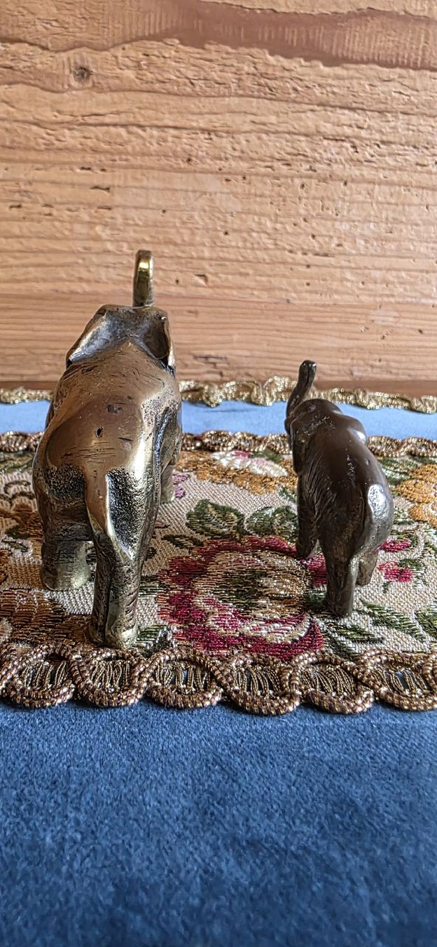 Figuren: Set Messing,  Bronze Elefanten  – Gebraucht aus Wolfhalden von Nati-Nati 3