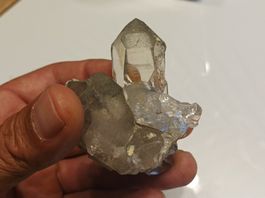 Cristal de quartz fumé naturel groupe minéral brut