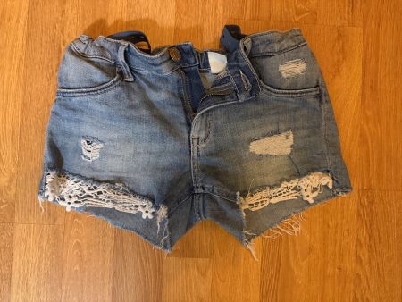Kurzhose Gr. 146 (10-12 Jahre)