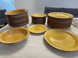 Geschirrset für 12