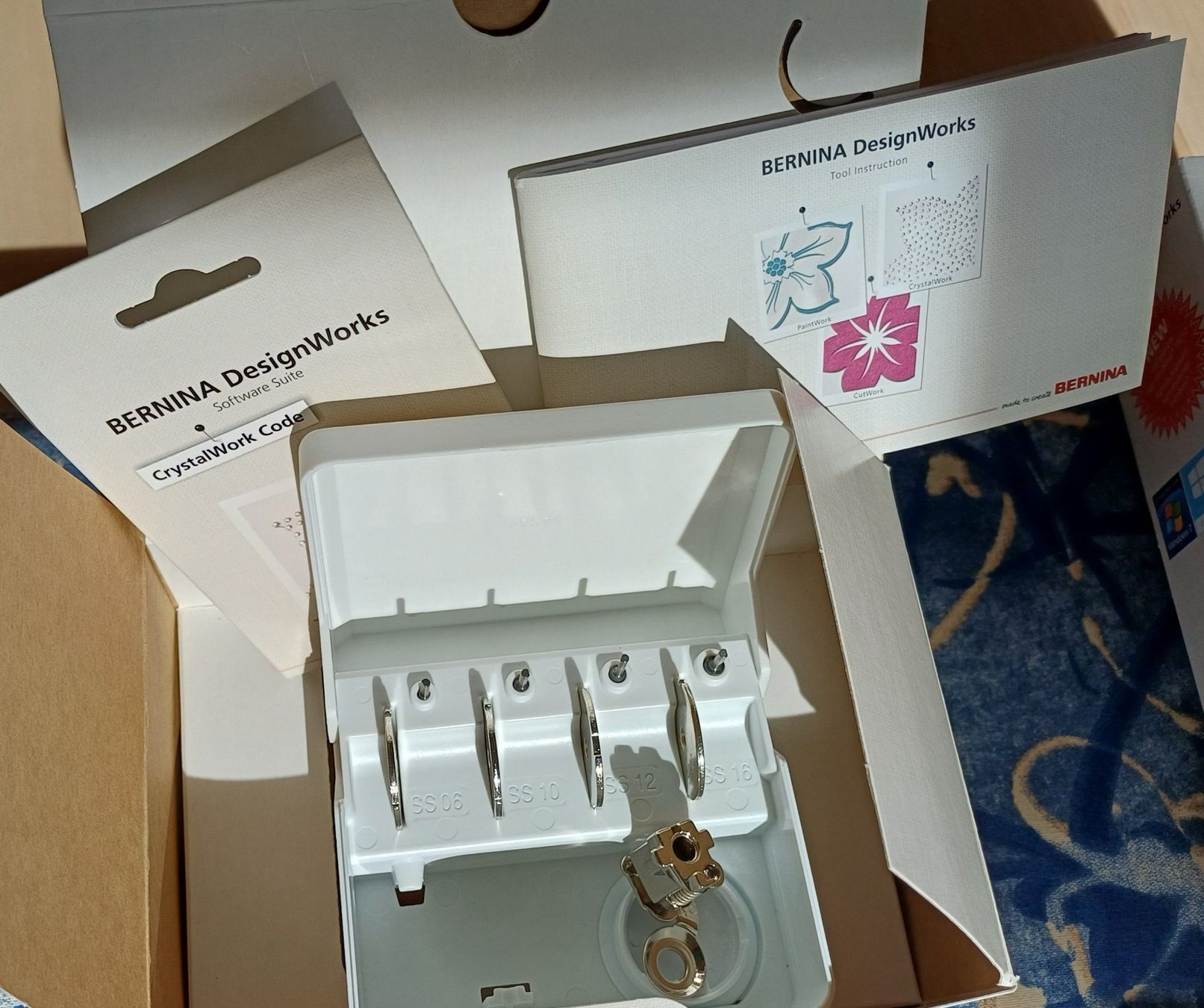 Bernina Nähmaschinen: Bernina CutWork, CrystalWork, Paintwork Tool plus DesignWork – Neu und originalverpackt aus Rafz von hofgut 3