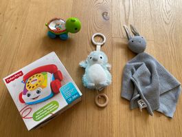 4 hochwertige Baby Spielsachen inkl Schmusehase (Liewood)