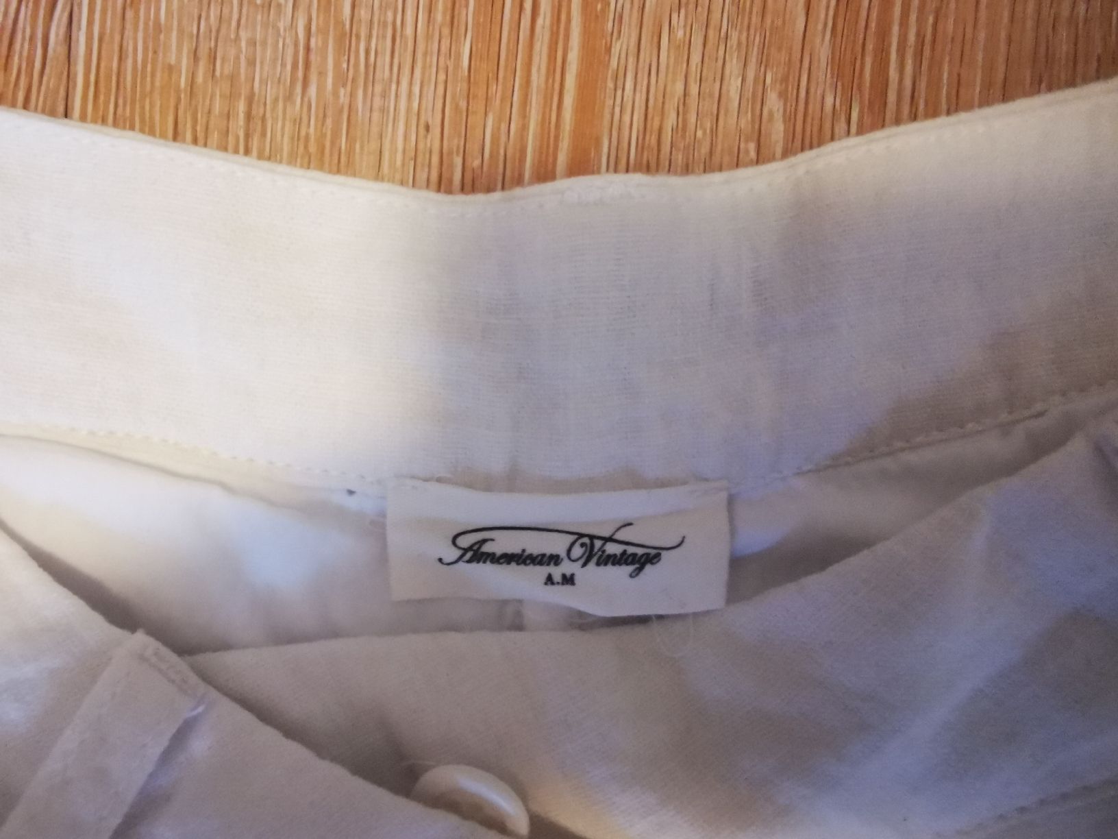 Pantaloni: Damen Bermudashorts von 'American Vintage' – Usato da Ennetbürgen venduto da dasi_2010 1