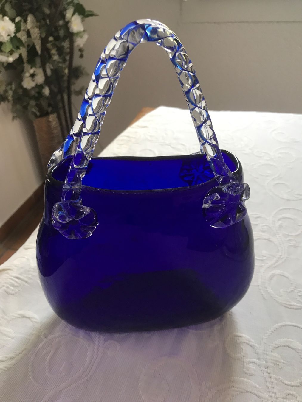 Murano Bicchieri: Murano Glas Handtasche, blau, mit Henkel, – Usato da Wettingen venduto da Andres54 1