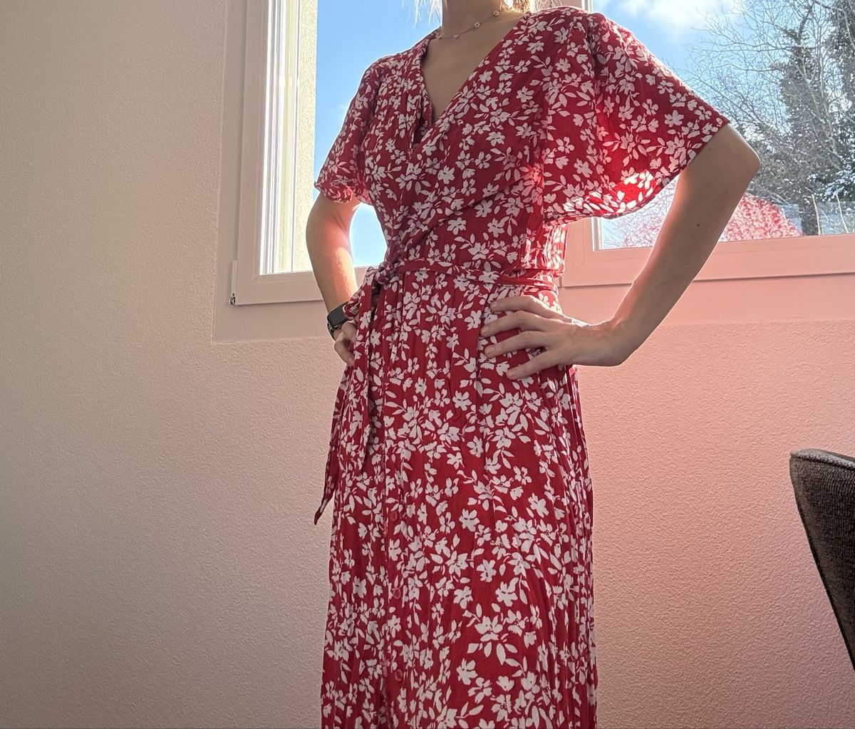Kleider: Sommerliches Maxikleid, rot mit Blumenmuster, Gr. M – Gebraucht aus Burg AG von san_y56v