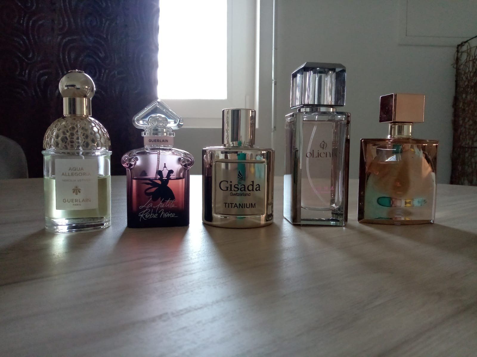 Guerlain Profumi & Eau de Toilette: 5 verschiedene Parfüme – Usato da Roggwil BE venduto da GLDANI