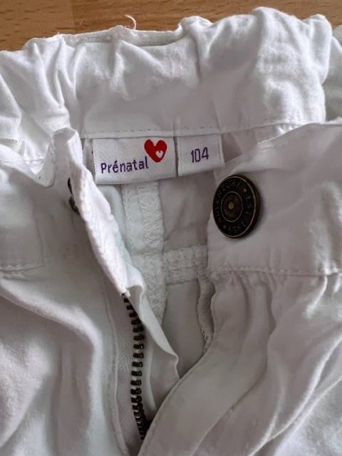 Lotti & Set di vestiti: Kinder Kurze Hosen  Gr.104 Paket – Usato da Wabern venduto da MagdalenaWabern 2
