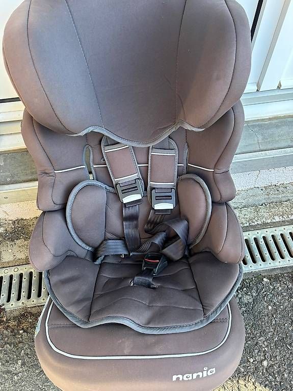 Seggiolini per auto: Siège enfant – Usato da Châtillon FR venduto da riocavalli 1