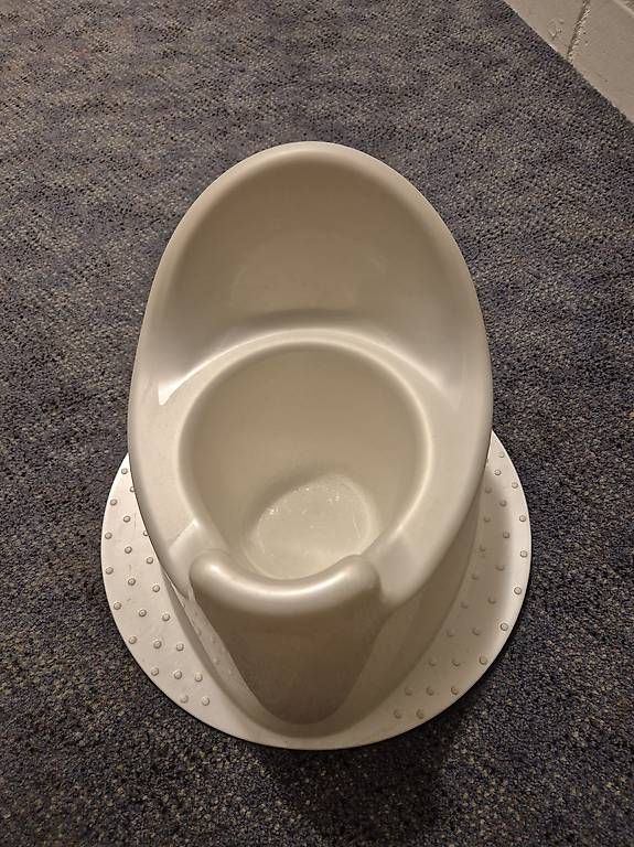 WC: Häfi/Töpfchen weiss – Gebraucht aus Menzingen von bostit69