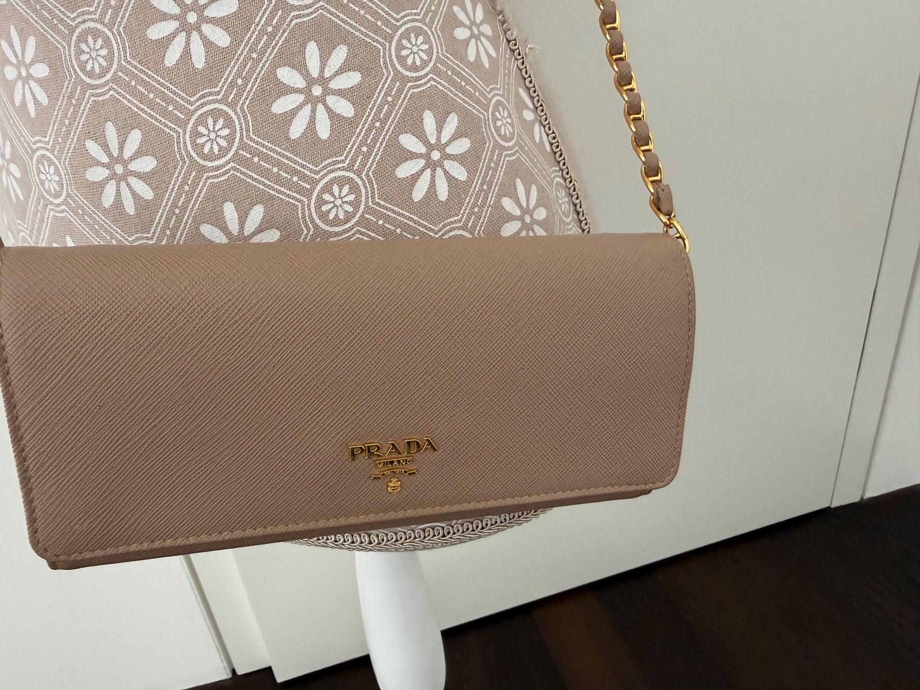 Prada Borse da donna: Prada Wallet on Chain – Nuovo (secondo la descrizione) da Balzers venduto da Lissi57 6