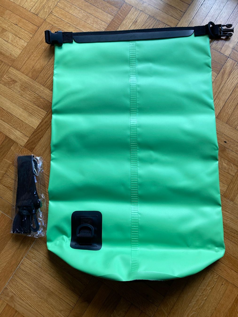 Zaini: Dry bag - Sac à dos étanche de 20L - UP2 Glide – Nuovo (secondo la descrizione) da Lausanne venduto da fan_y6hr 1