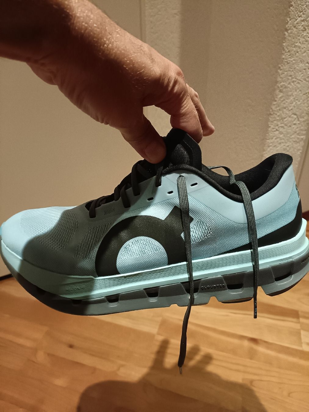 On Chaussures hommes: On Running Laufschuh mit Cloudtec – Neuf (Voir description) à Binz par ame_5rmc 3