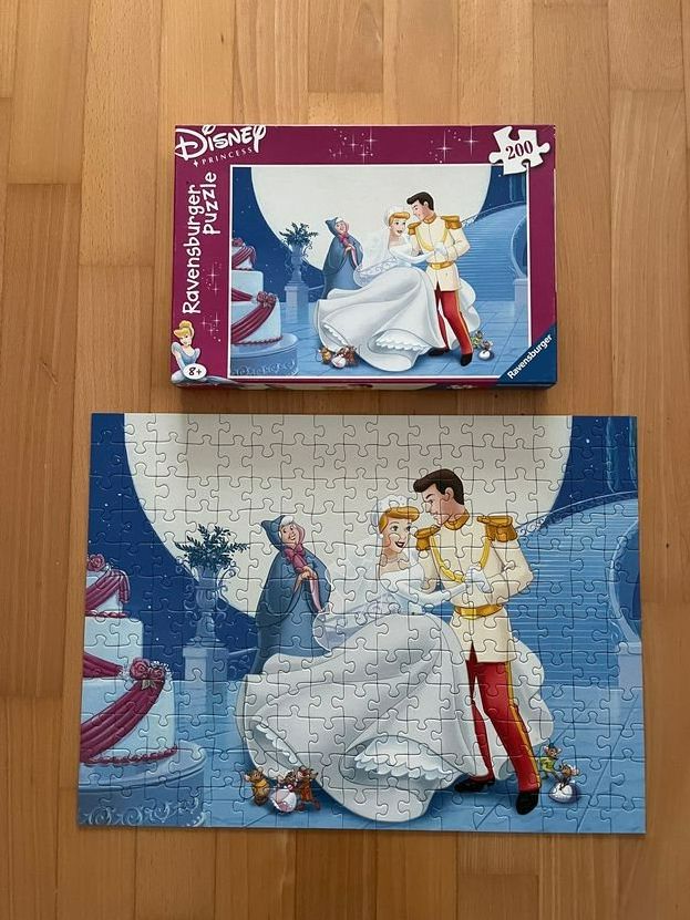 Disney Puzzles: 4 Prinzessinen-Puzzles "Disney" – Gebraucht aus Muttenz von Juvenile33 4