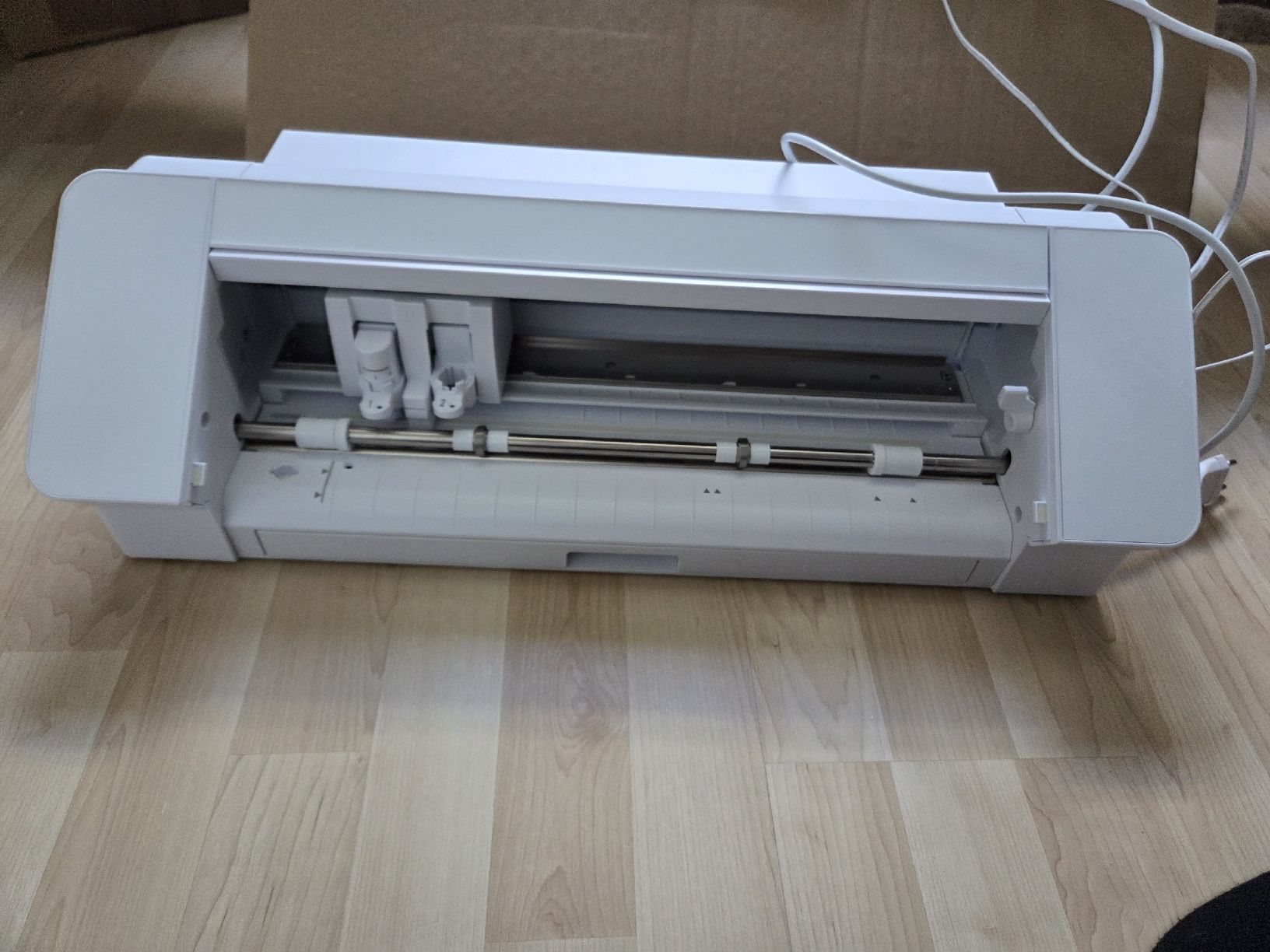 Cameo Tutte le macchine: Silhouette Cameo 4 Schneideplotter mit Zubehör – Nuovo (secondo la descrizione) da Münchenbuchsee venduto da RaZi19 2