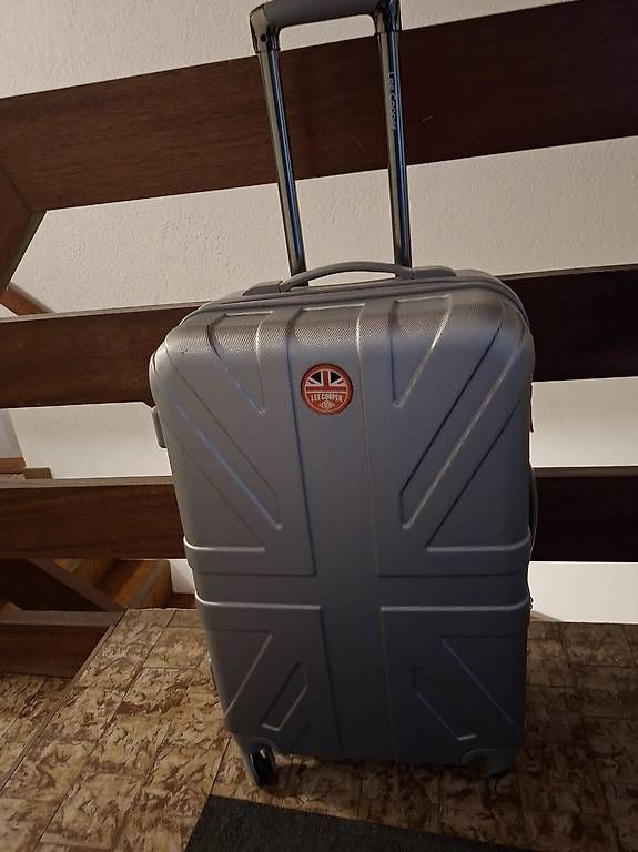 Valigie: Valise rigide Lee Cooper – Usato da Crans VD venduto da Yobia8