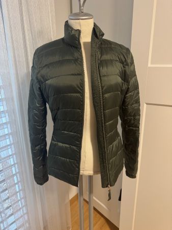 Damen Steppjacke olivgrün leicht Massimo Dutti