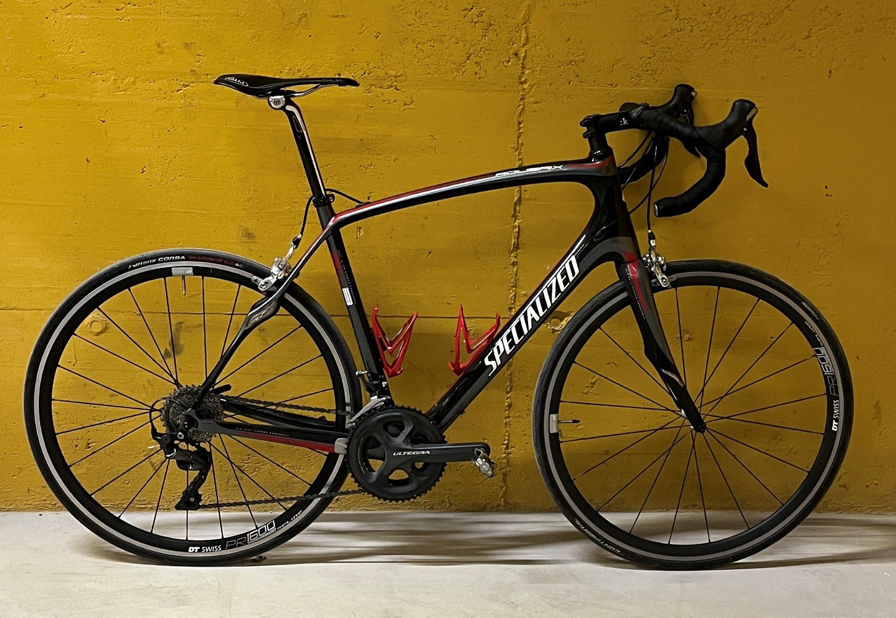 Specialized Velos: Specialized Roubaix Carbon, Gr. 57 – Gebraucht aus Bern von