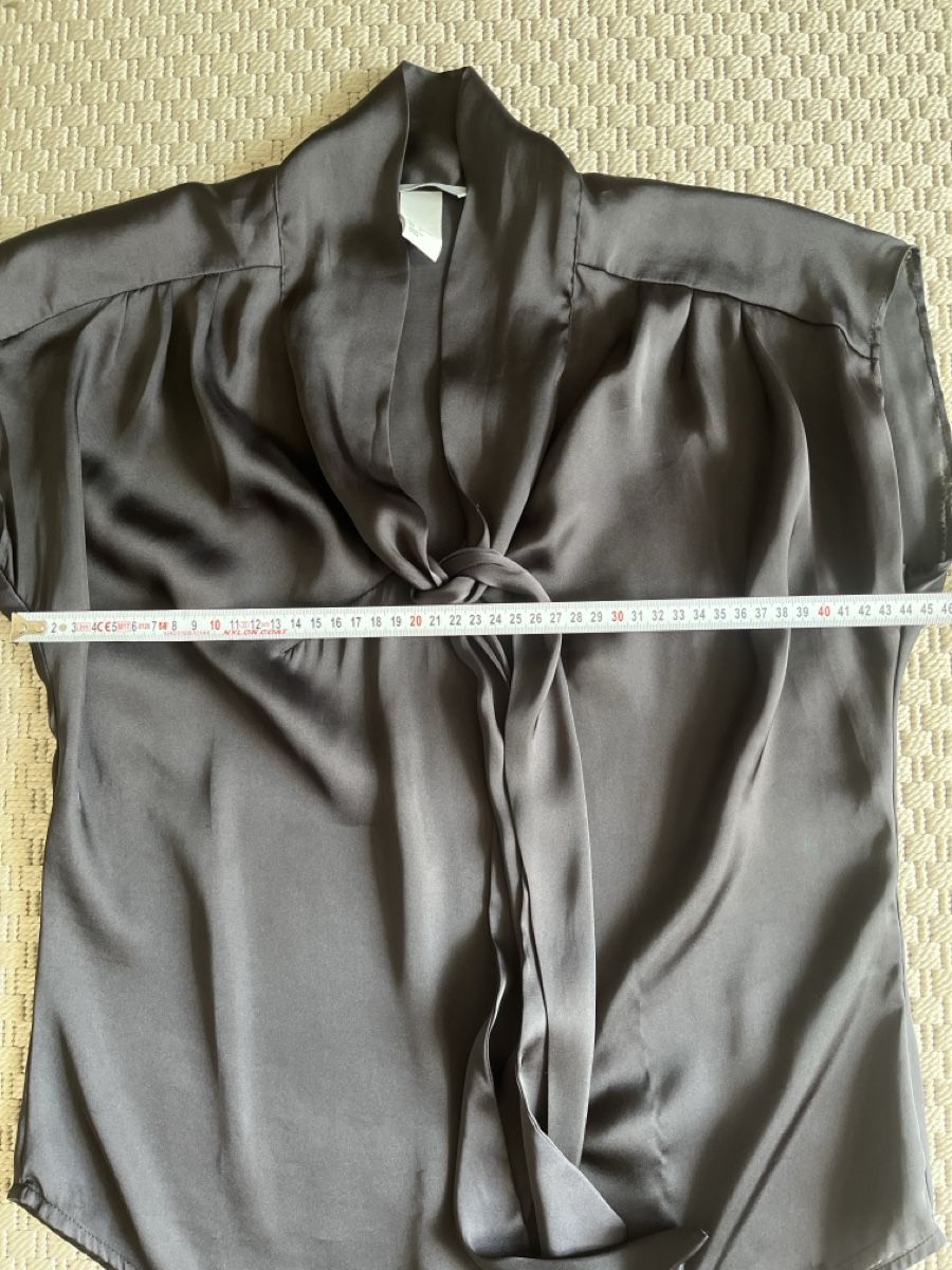 H&M Blusen: Bluse mit Schleife, H&M, 36 – Gebraucht aus Solothurn von Bobesch08 4