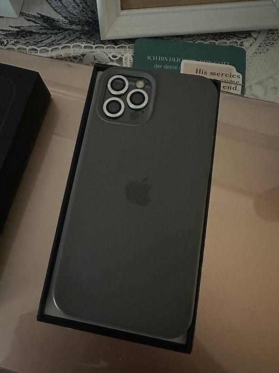 Telefoni cellulari / Smartphones: iPhone 12 Pro 512GB - nur ESim – Usato da Fällanden venduto da fai_n5tr