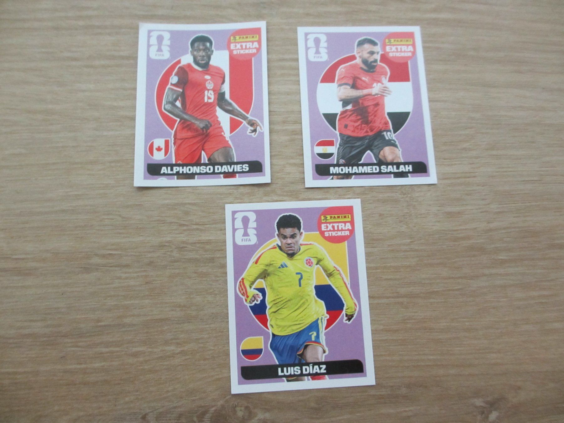 Panini Carte collezionabili: 3  EXTRA Sticker: FIFA WORLD CUP 2026 - Violet – Nuovo (secondo la descrizione) da Sargans venduto da Mony34 1
