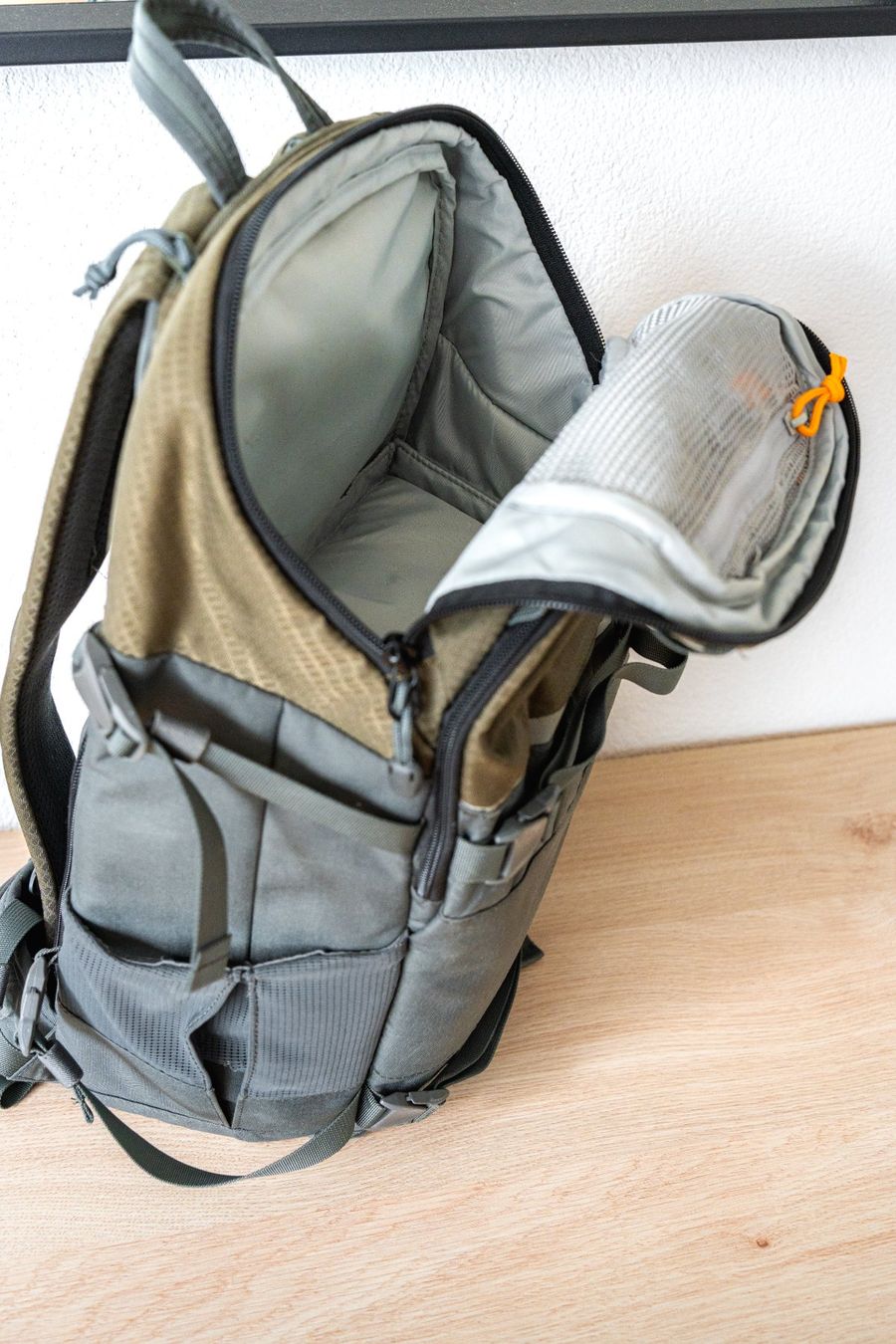 Lowepro Rucksäcke: Lowepro Flipside Trek BP 350AW – Gebraucht aus Rickenbach b. Wil von mfrei103 4