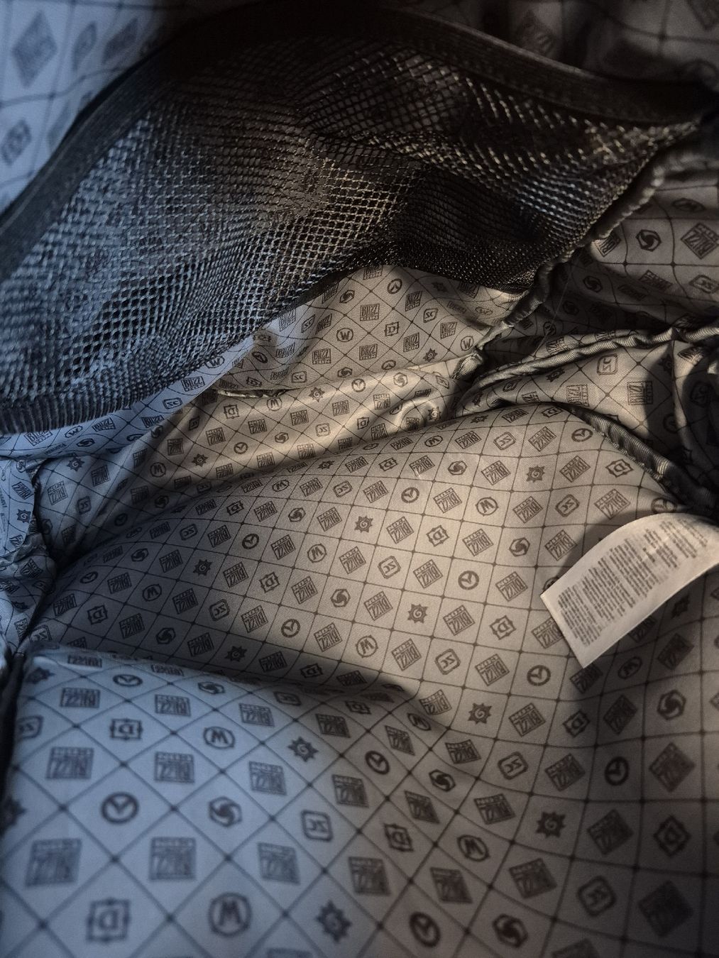 Zaini: Activision Blizzard Blizzcon Rucksack mit Badges – Usato da Seuzach venduto da Xauberai 2