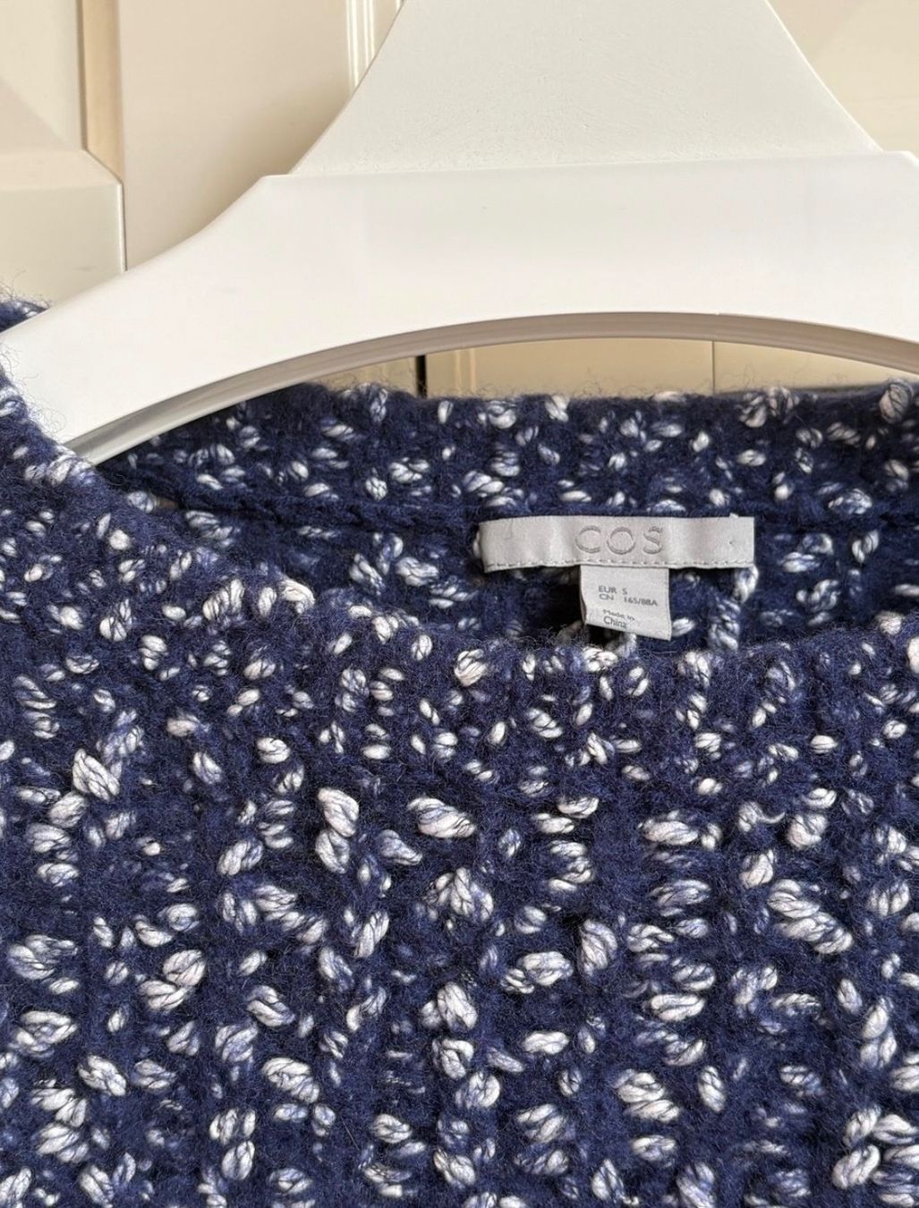 Cos Pulls & Sweat-shirts: COS Strickpullover, Gr. S, dunkelblau-meliert, Wolle – D'occasion à Langenthal par vik_v5ml 1