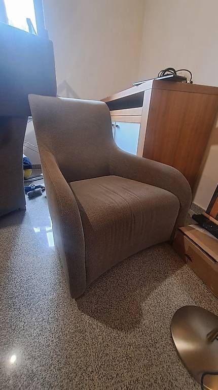 Poltrone: Fauteuil design élégant et confortable – Usato da Bernex venduto da Dariafr