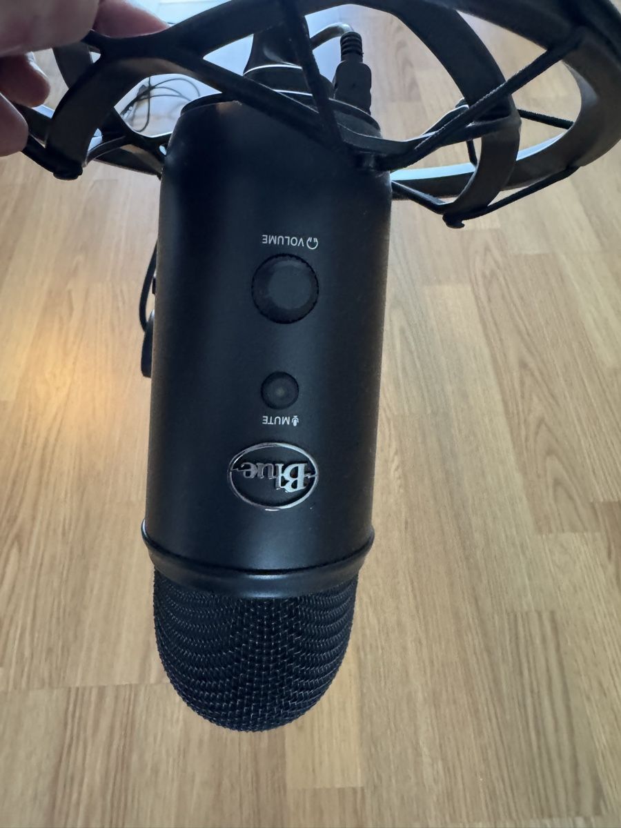 Logitech Microfoni: Blue Yeti USB Mikrofon – Usato da Luzern venduto da Marlito18 2