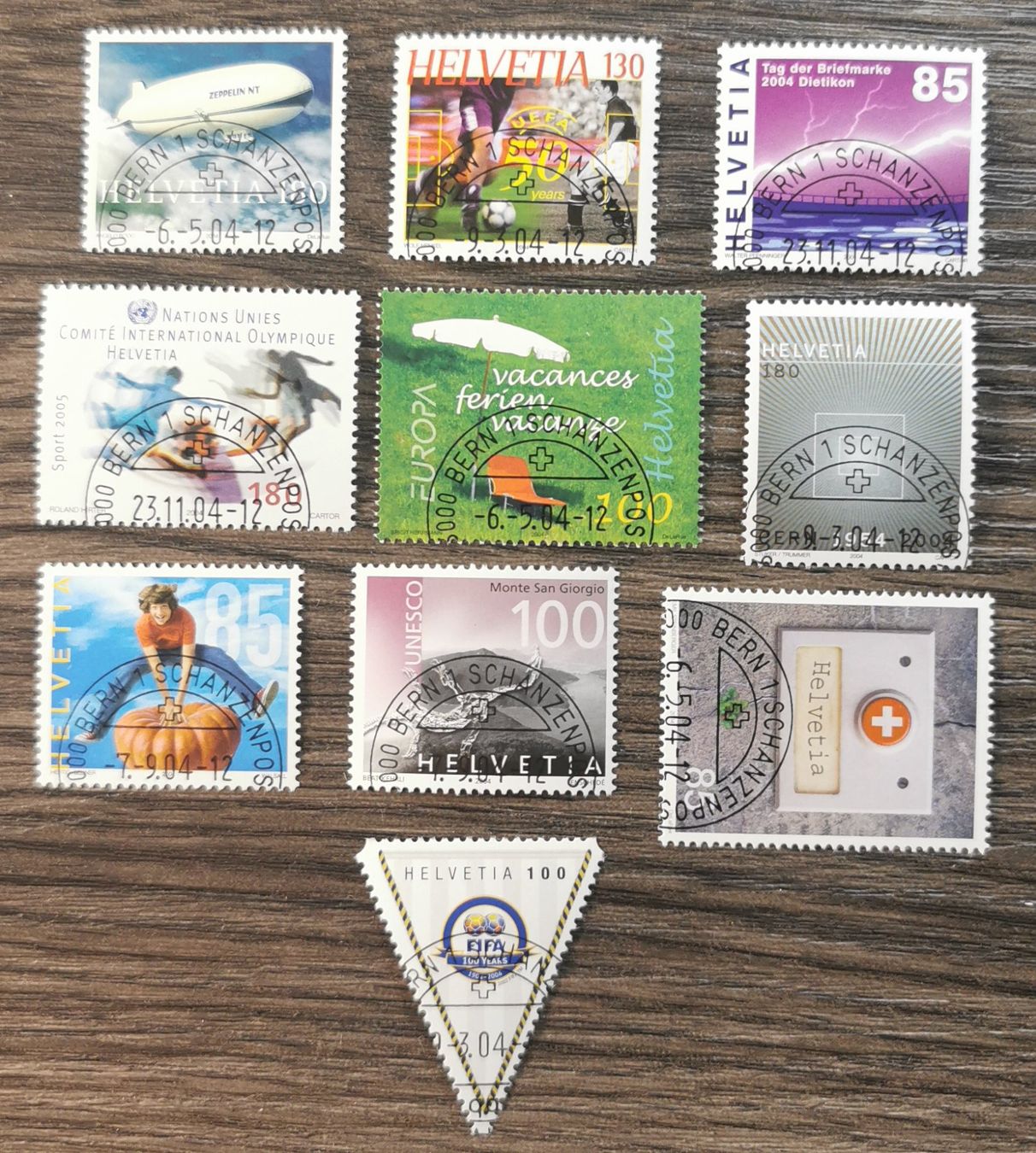 Alle Briefmarken: TR22 Timbre Suisse Oblitere 2004 – Gebraucht aus Cousset von Patrick_Collections