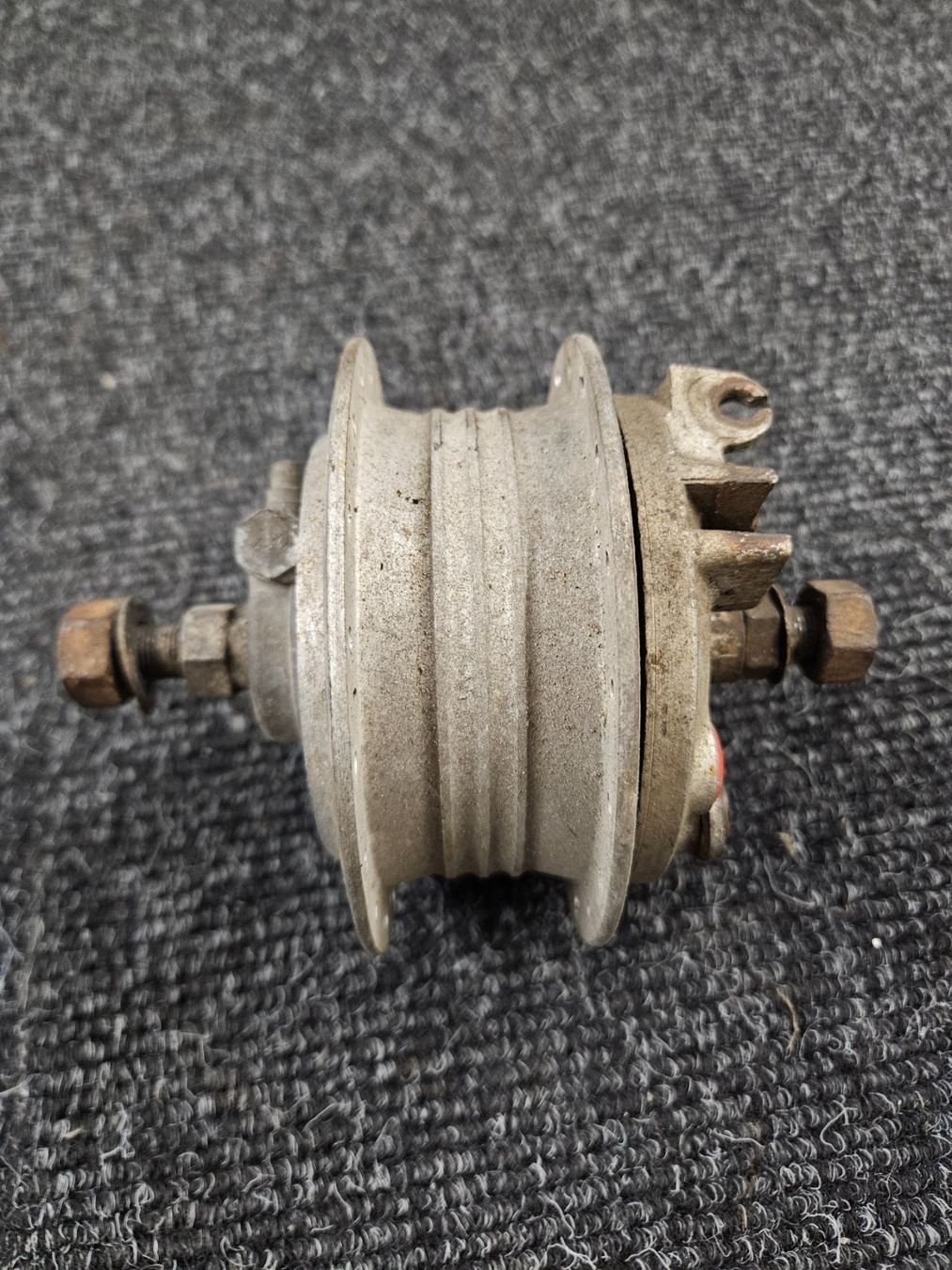 Puch Mofa-Ersatzteile: Puch Vorderradnabe – Gebraucht aus Mellingen von Mech-Service 2