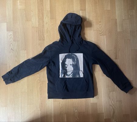 SCHWARZER SANDRA BRANT HOODIE VON CALVIN KLEIN 205W39NYC