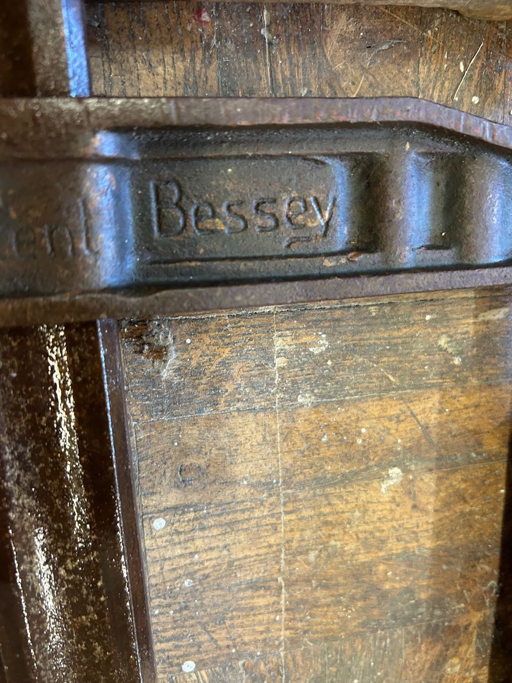 Tutti gli attrezzi: 4x SCHRAUBZWINGE BESSEY – Usato da Bottmingen venduto da Surubi 6