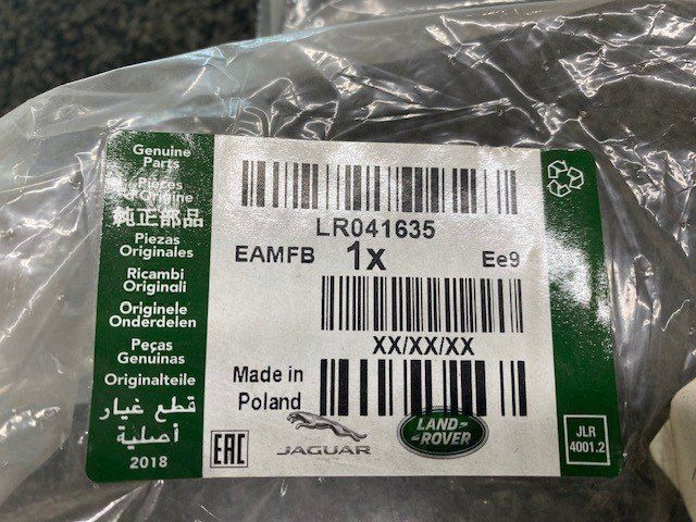 Land Rover Teppiche / Matten: Teppichsatz Range-Rover Sport ab 2014 / 3-teilig – Neu und originalverpackt aus Au ZH von ausee01 3
